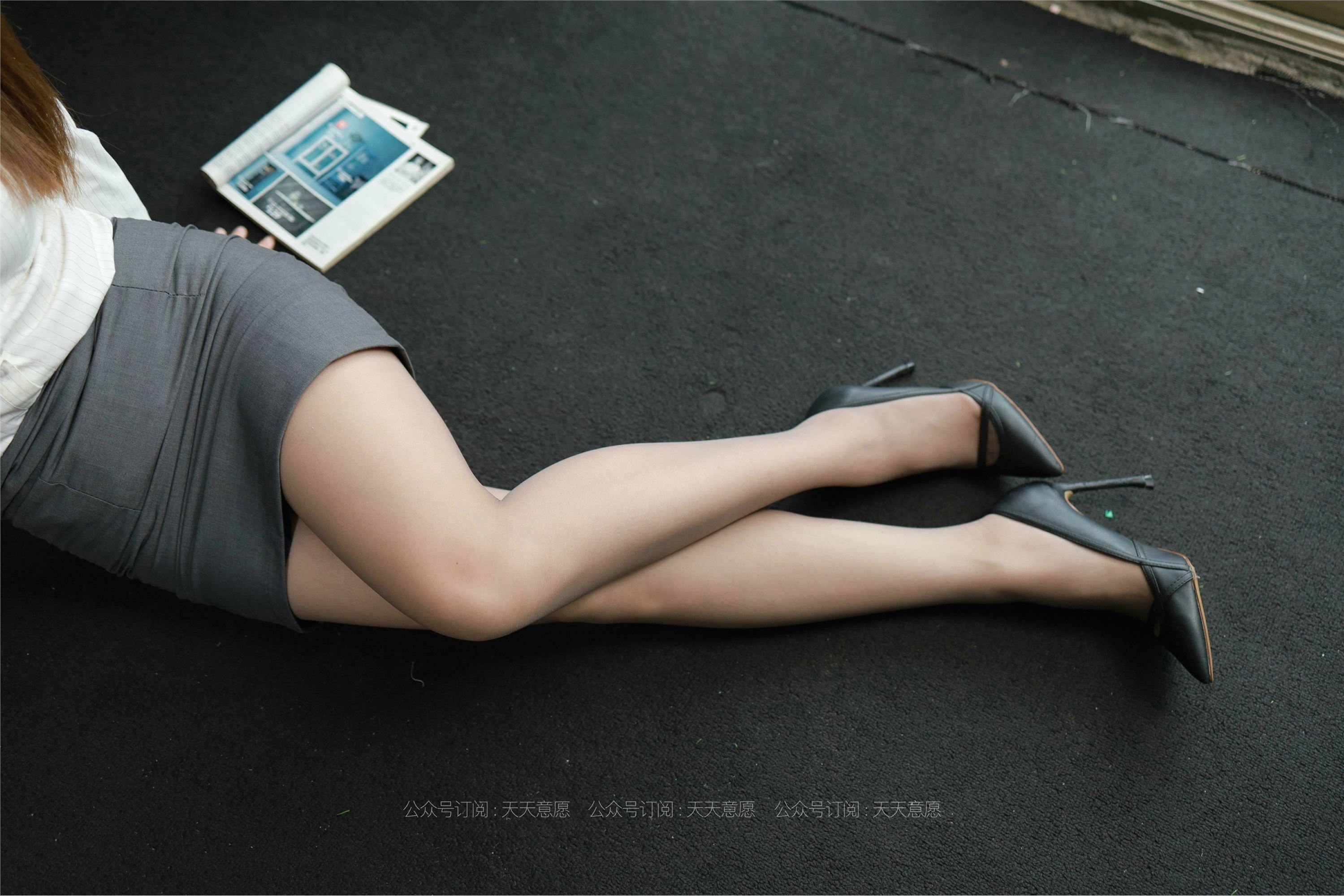 IESS异思趣向  2021.08.08 丝享家883：小婕《美女开例会》